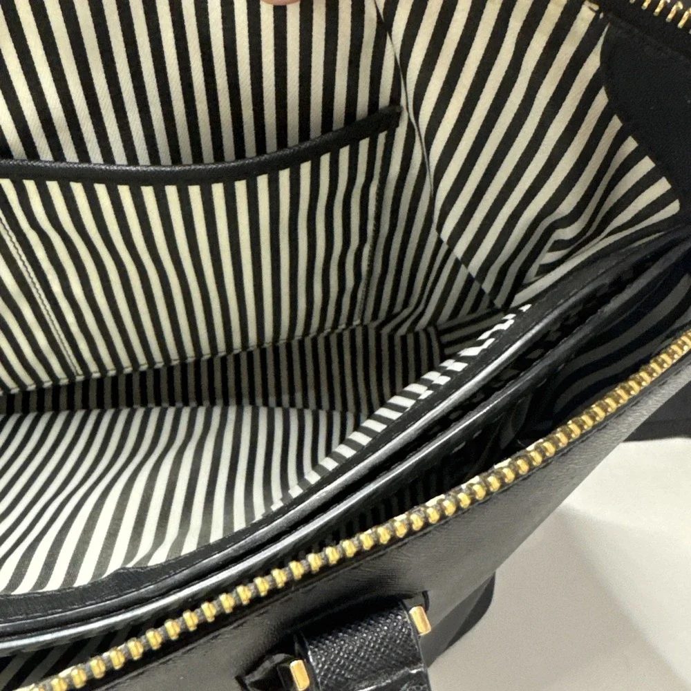 kate spade New York handbag black‎ (15x11x6 Inches)